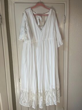 Torrid Festi White Lace-Hem Maxi Dress